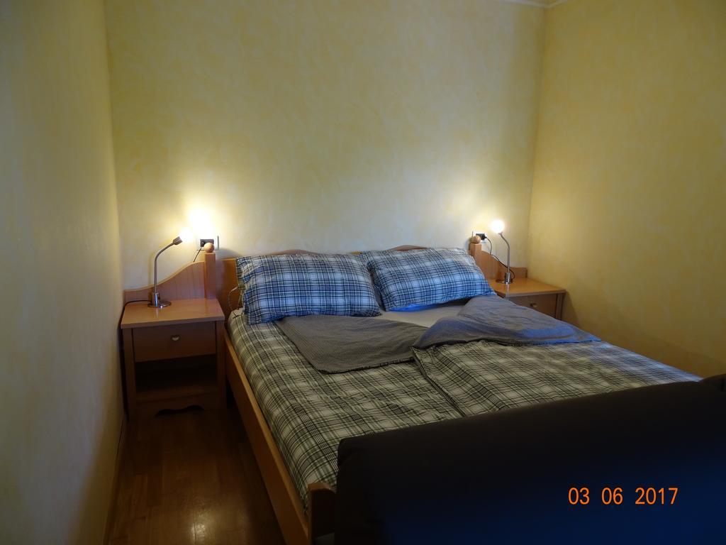 L'Angolo Di Sissi Apartment Коле Изарко Екстериор снимка