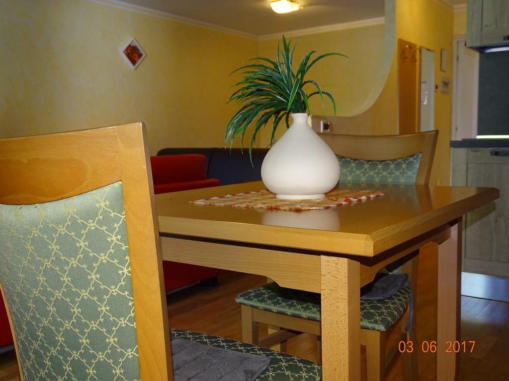 L'Angolo Di Sissi Apartment Коле Изарко Екстериор снимка