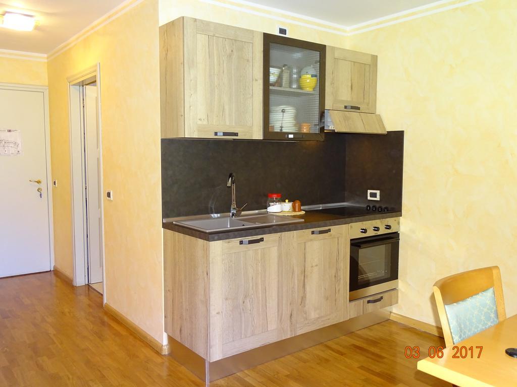 L'Angolo Di Sissi Apartment Коле Изарко Екстериор снимка