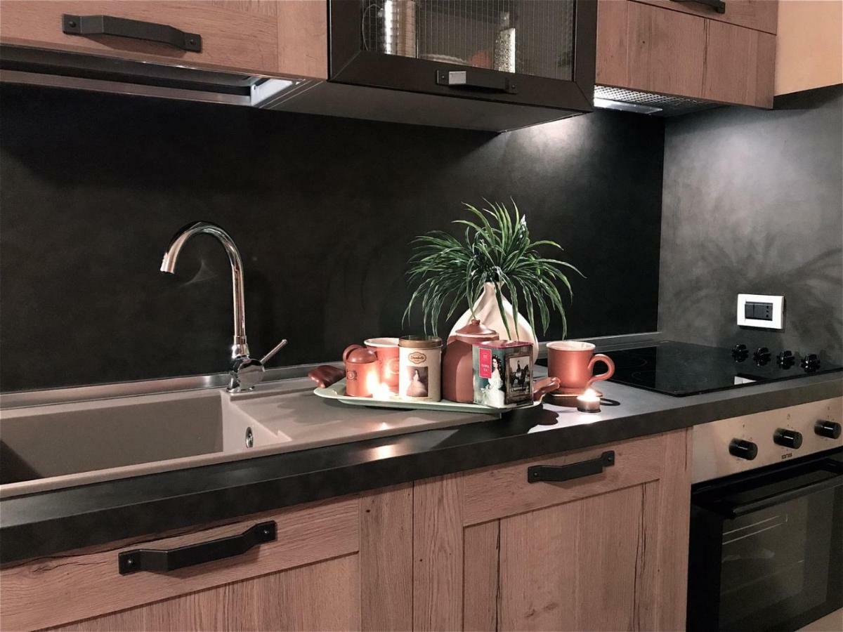 L'Angolo Di Sissi Apartment Коле Изарко Екстериор снимка